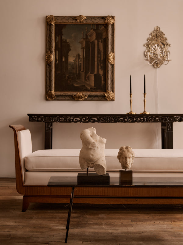 Ebonzied altar table