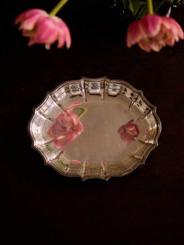 Silvered Scallop Tray