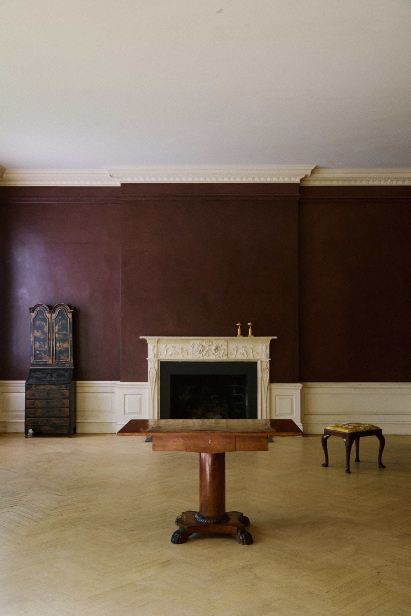 Biedermeier pedestal table