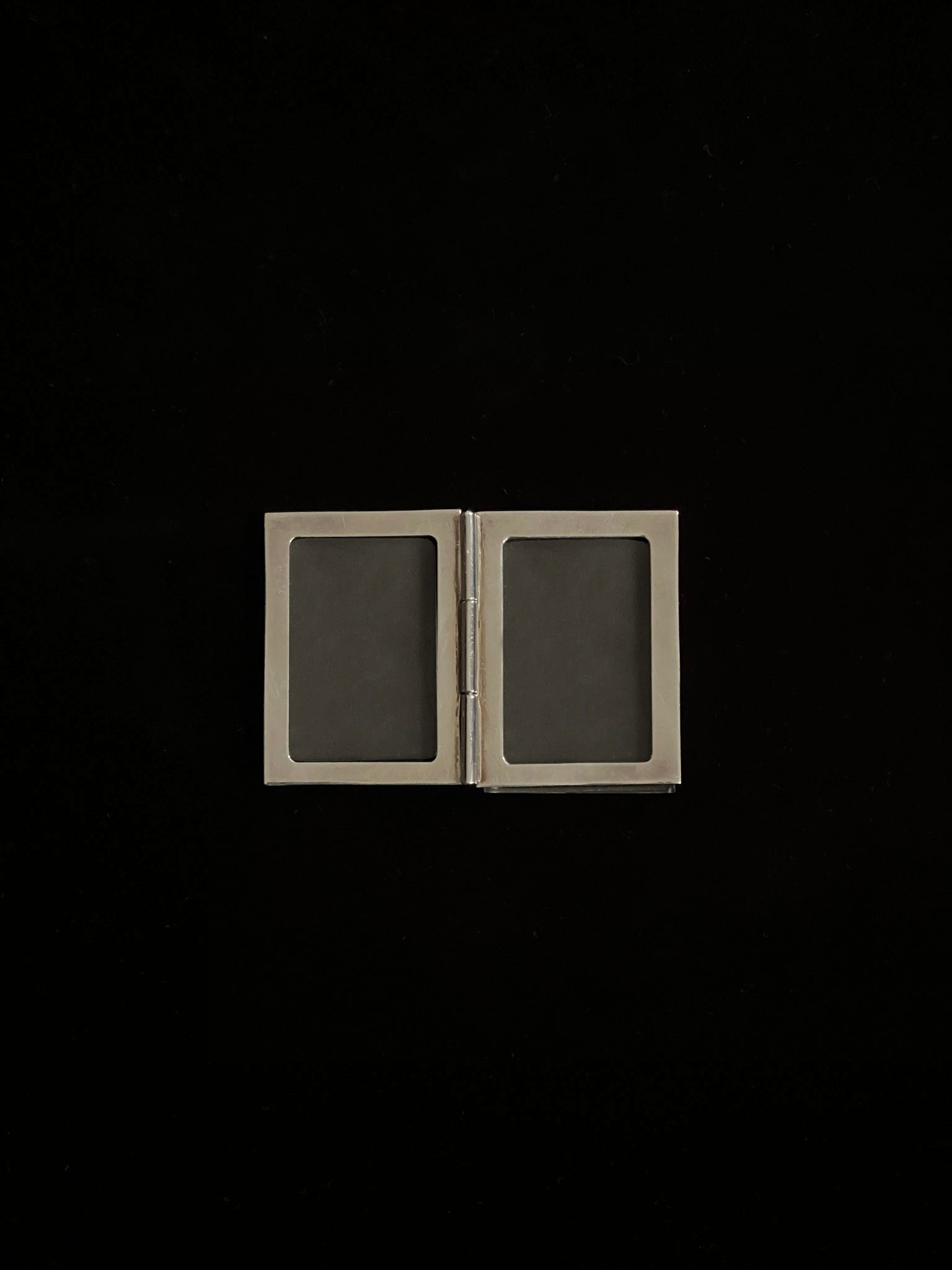 SILVERED BI-FOLD PICTURE FRAME