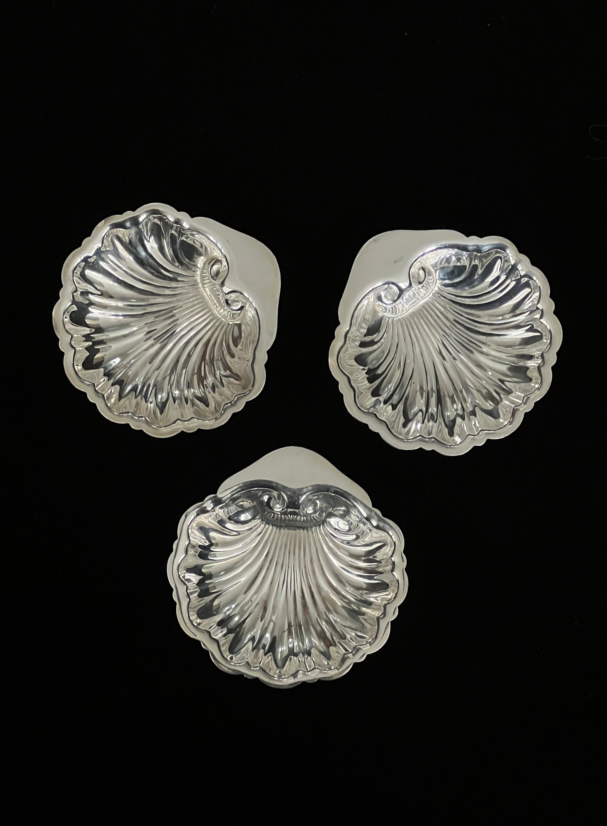 VINTAGE STERLING SILVER SHELLS
