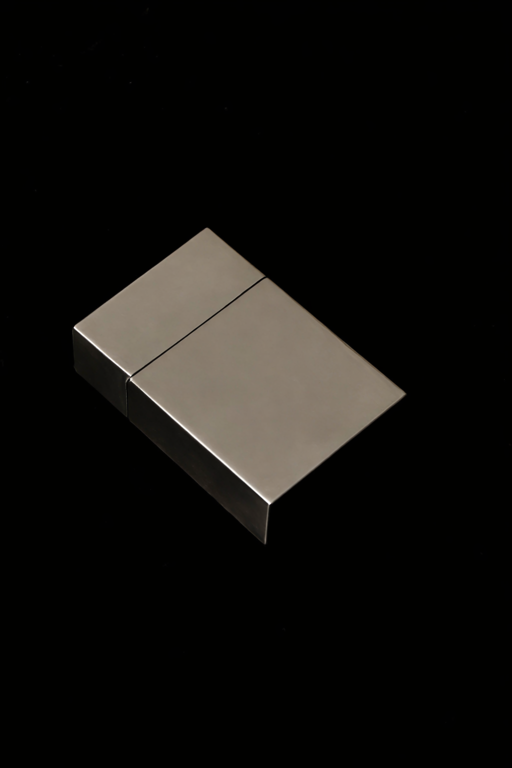 SILVERED CIGARETTE BOX